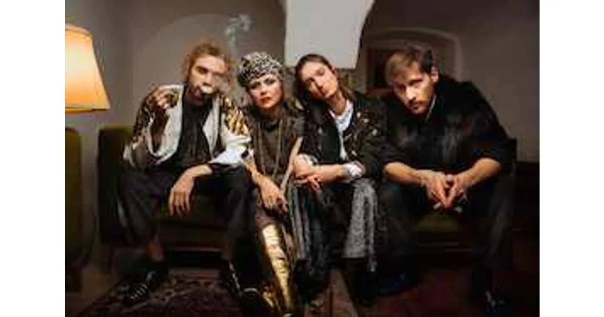Die Nowak und die Leute aus der Raucherpause "Der Rest meines Lebens", Songwriterin event image