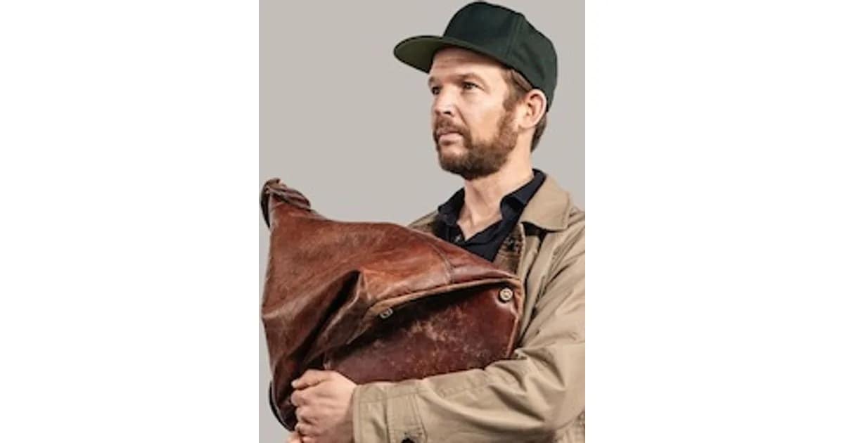 TIMO WOOP - JA SORRY! – Der schmale Grat zwischen Anspruch und Würdelosigkeit event image