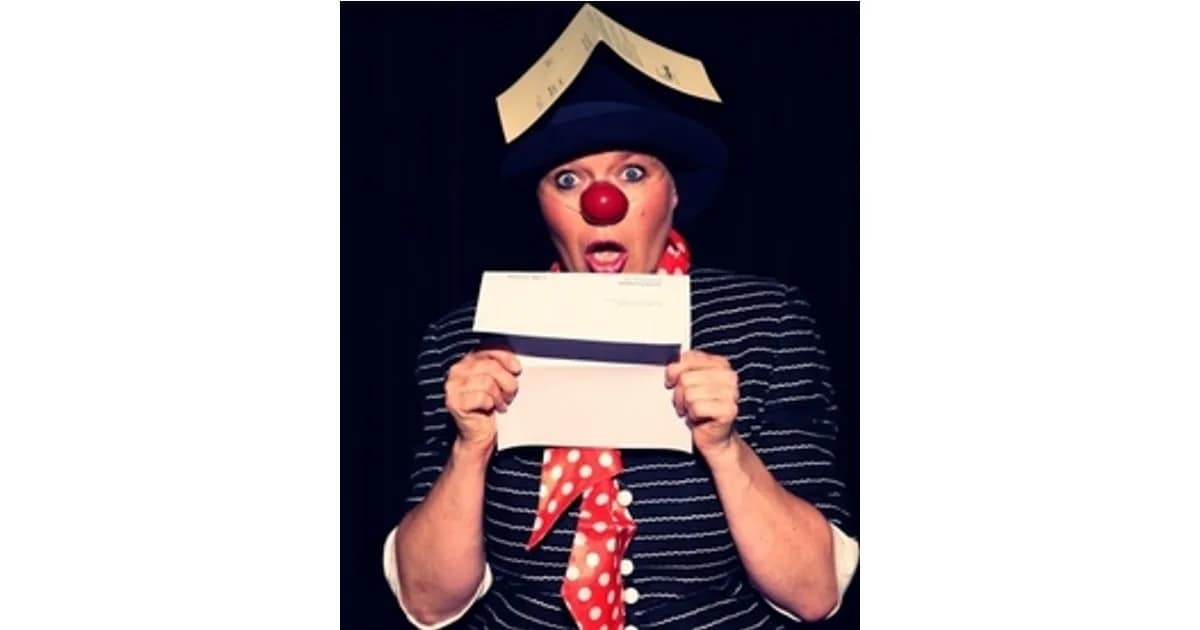 Die Clownin erwacht - Die Lust am Scheitern event image