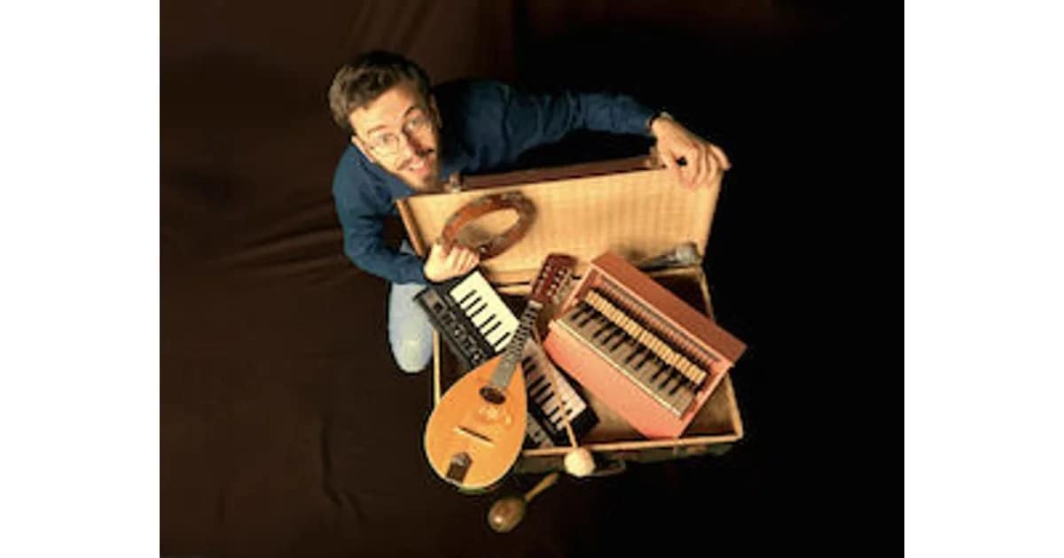 Dominik Merscheid - Der musikalische Koffer event image