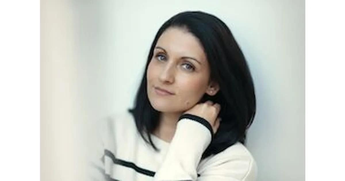 Annika Strauss - liest aus dem gemeinsam mit Sebastian Fitzek geschriebenen Buch „REM“ event image