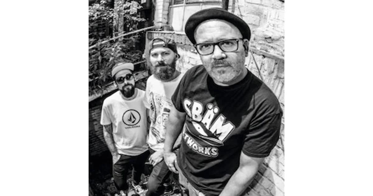 Punkrock Konzert - Elfmorgen und Muuske event image