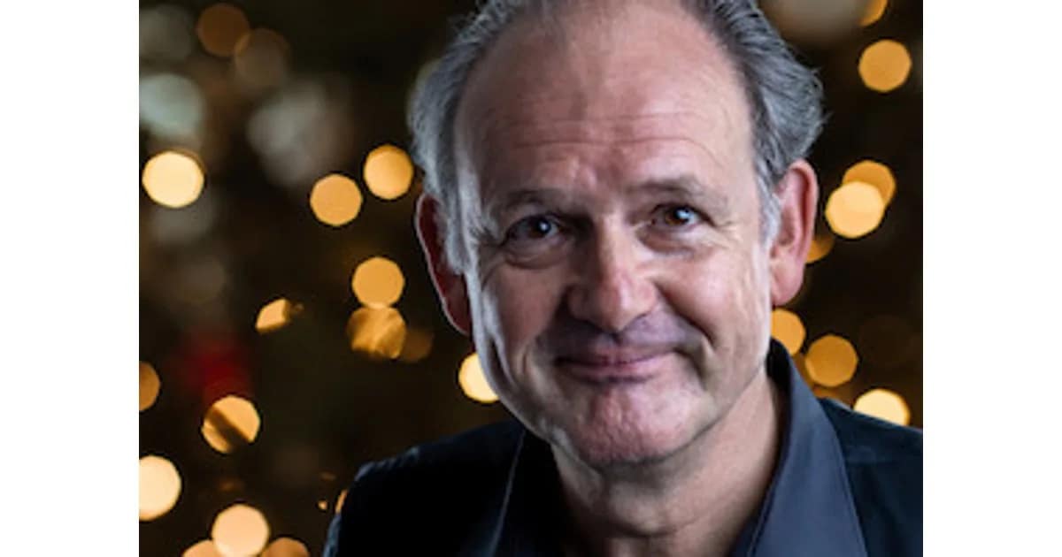Auf den Flügeln der Musik - Weihnachten in der Volksbühne - Mit Michael Quast und Musikerinnen und Musikern der Kronberg Academy event image