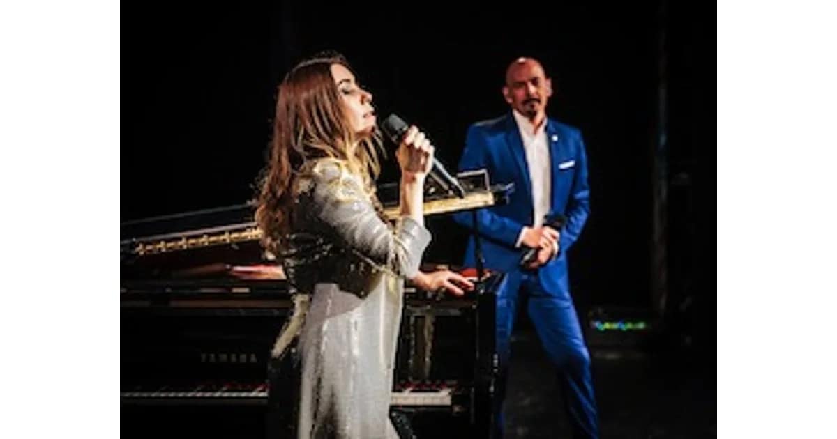 QUEEN Rhapsody - Cinematic Symphony unplugged - mit Natalia Posnova und Michael Auston event image