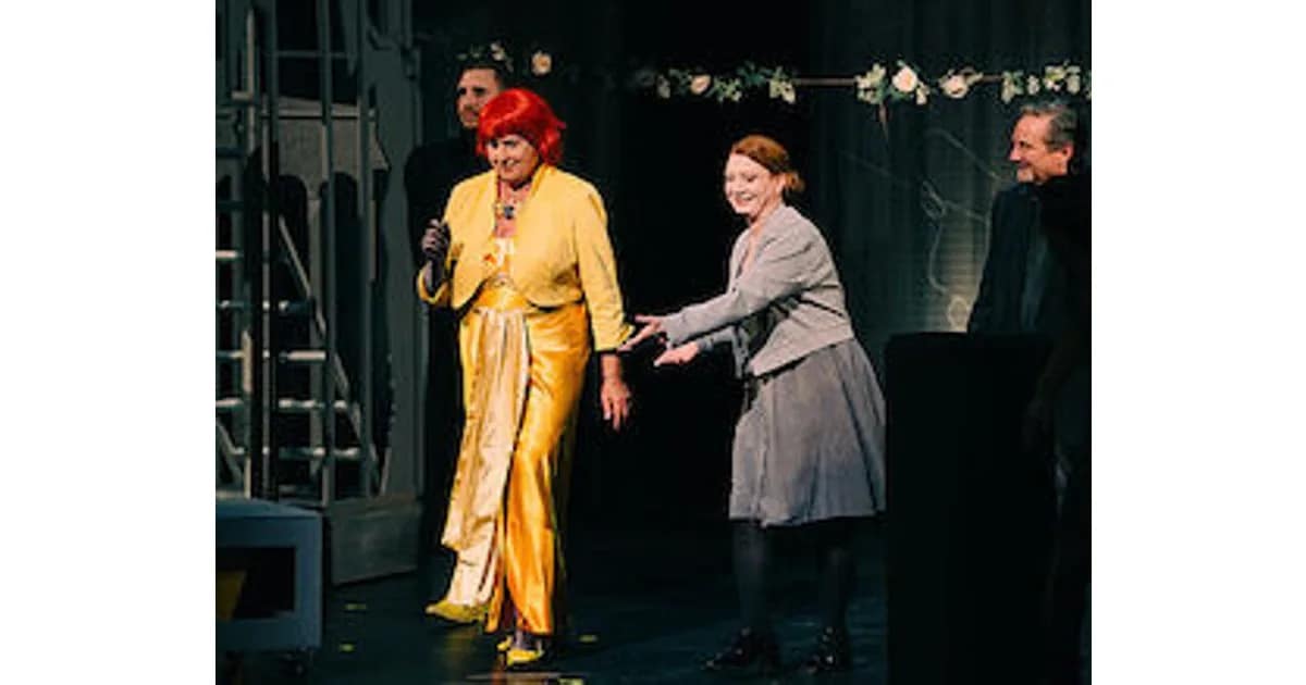 Der Besuch der alten Dame - Eine tragische Komödie von Friedrich Dürrenmatt mit Mona Seefried u. a. event image