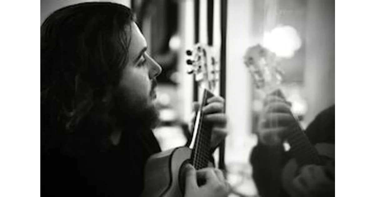 Matheus Donato Trio (Brasilien) | Weltmusik - Virtuos-magische Cavaquinho event image