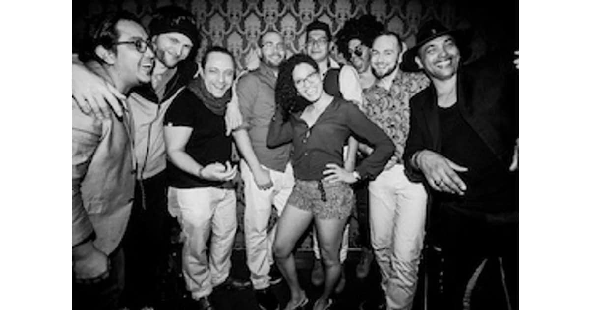 Román y sus Timberos - Salsa und kubanische Musik bringen Sonne und Lust zu Tanzen! event image