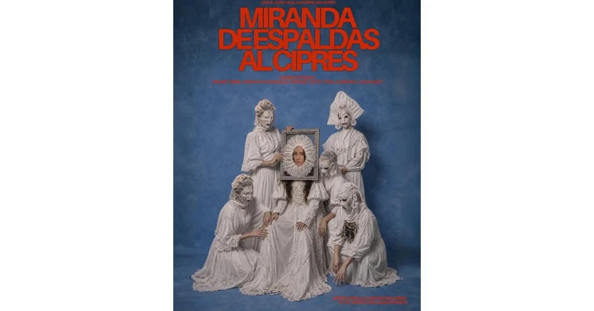 Miranda de Espaldas al Ciprés event image