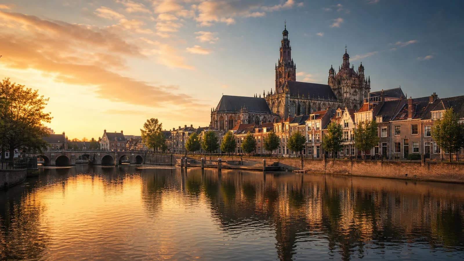 Den Bosch travel hero
