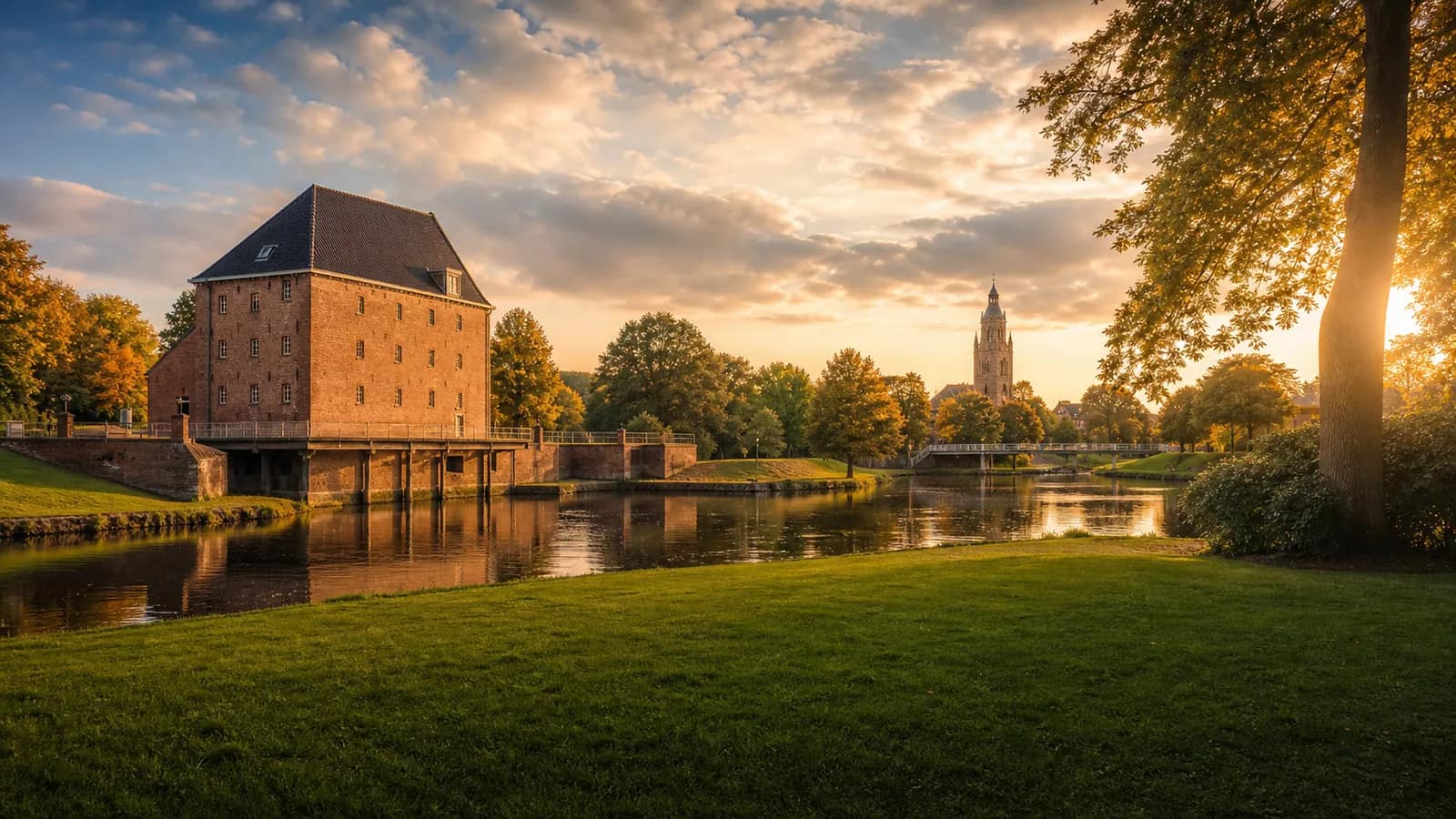Hengelo OV travel hero