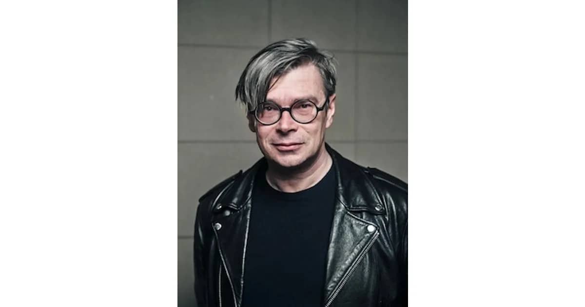 Zur Frankfurter Buchmesse: „Wo die Toten sprechen“ - Lesung und Gespräch mit Jaroslav Rudiš - Lesung und Gespräch mit Jaroslav Rudiš und Dr. Tilman Spreckelsen