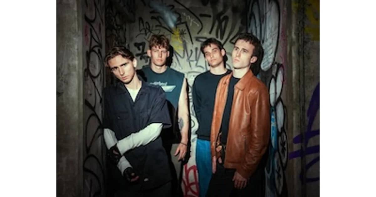 BLACK PONTIAC - Support: Sunfish