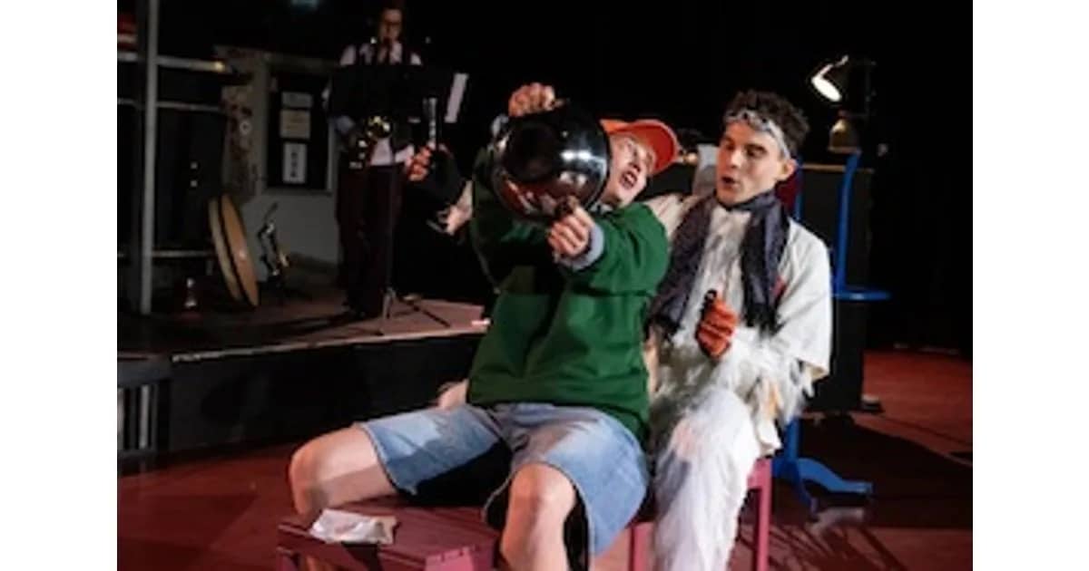 EMIL und der PELIKANMANN // Musiktheater für Kinder von 8-12 Jahren event poster