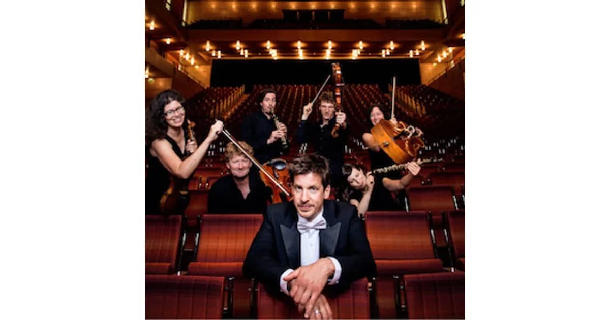 Timm Beckmanns LIGA DER AUßERGEWÖHNLICHEN MUSIKERINNEN - Musikkabarett trifft Klassik