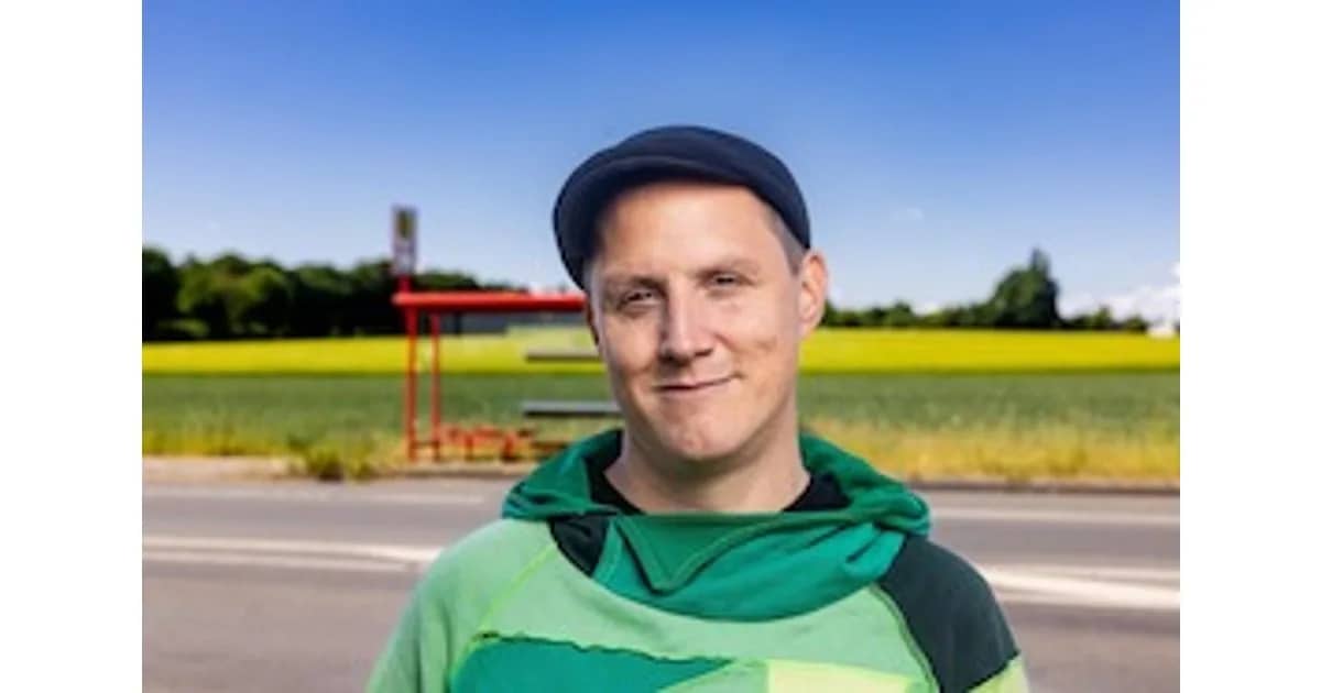 Sebastian 23 - mit „Zusammenhaltestelle“