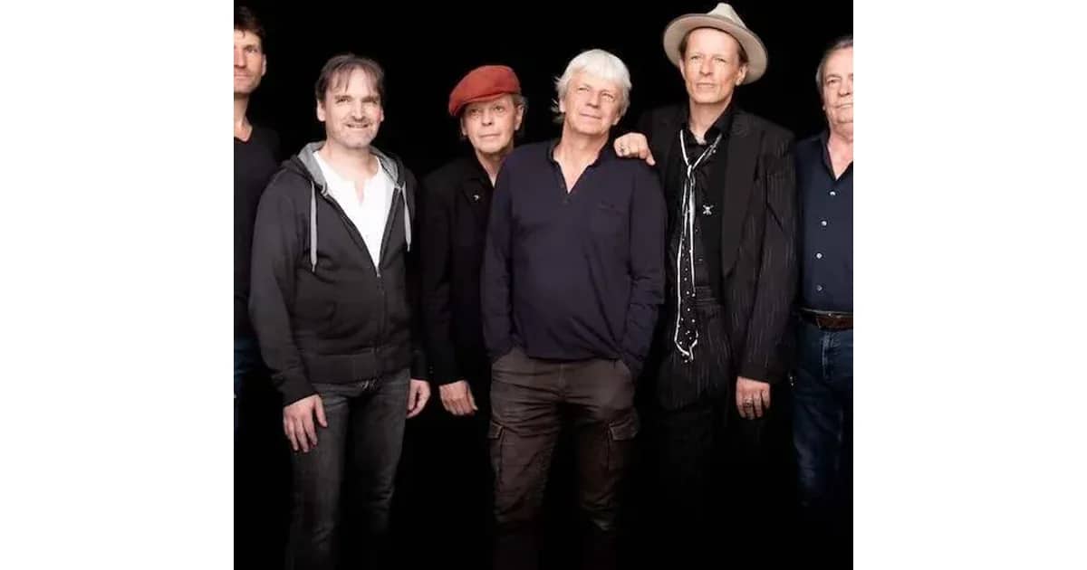 Alexander Scheer | Andreas Dresen & Band - spielen (nicht nur) GUNDERMANN - Fernseher Aus, Sternschnuppen An!
