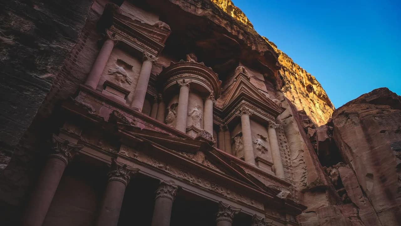 How to Visit Petra: Hours, Tickets, One Day vs Two & What to Know