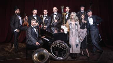 Squirrel Nut Zippers