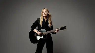 Ilse Delange